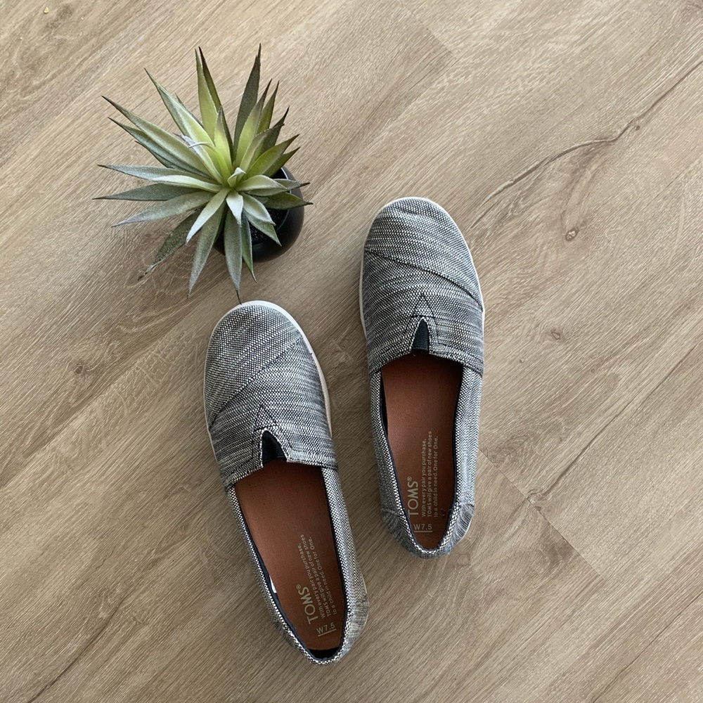 Toms Slip on Sneakers